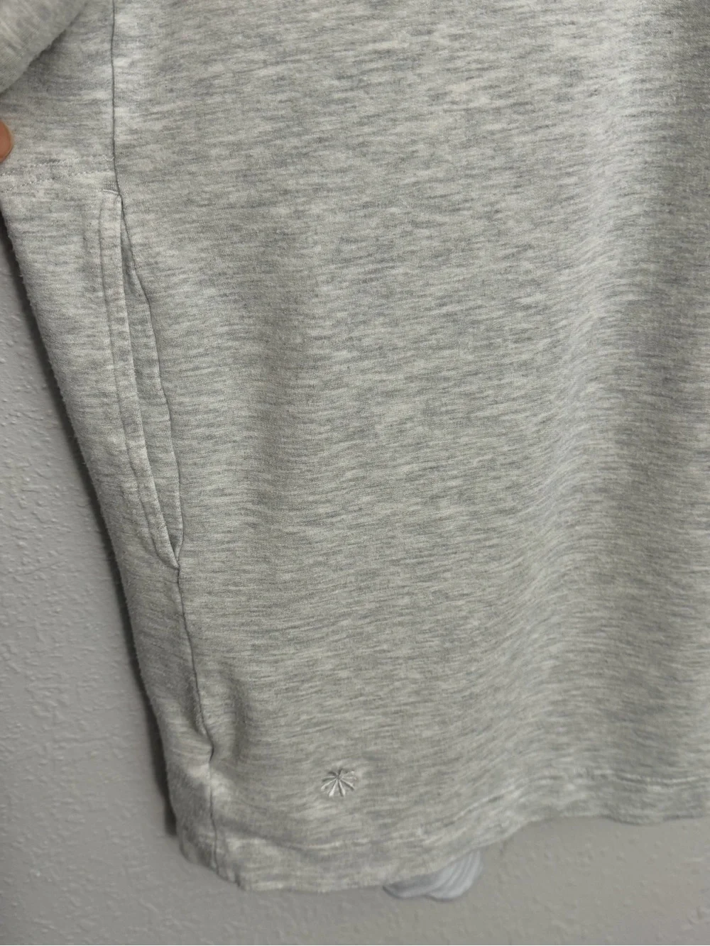 Athleta Pranayama Restore Wrap Heather Grey
